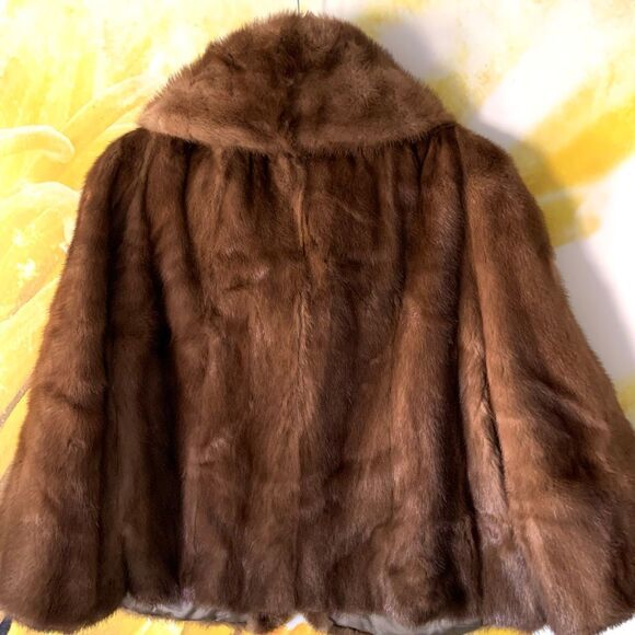 Genuine MINK Cropped Jacket (Sz L) - Picture 5 of 10